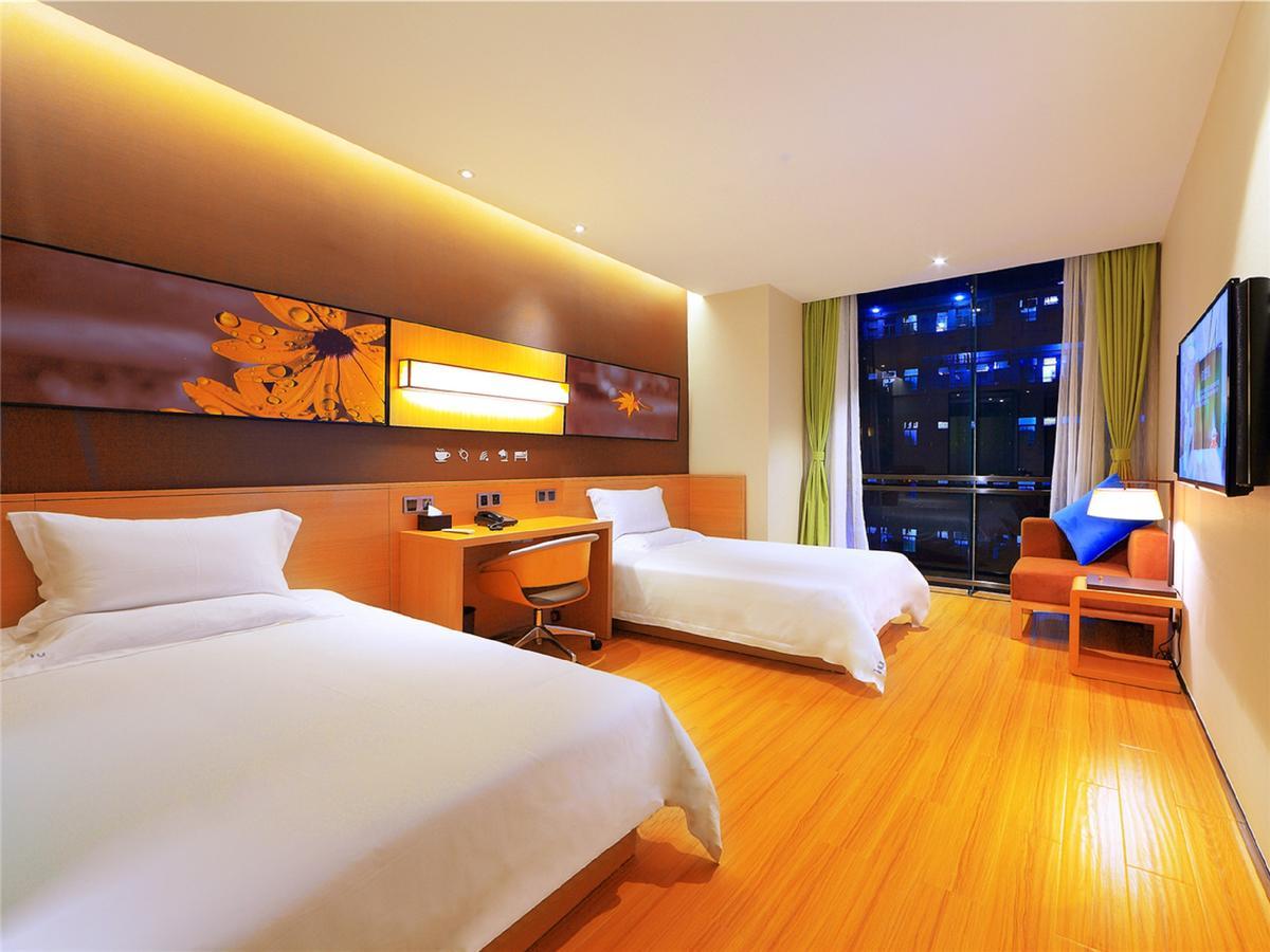 Iu Hotel Guiyang Shibei Road Exterior photo